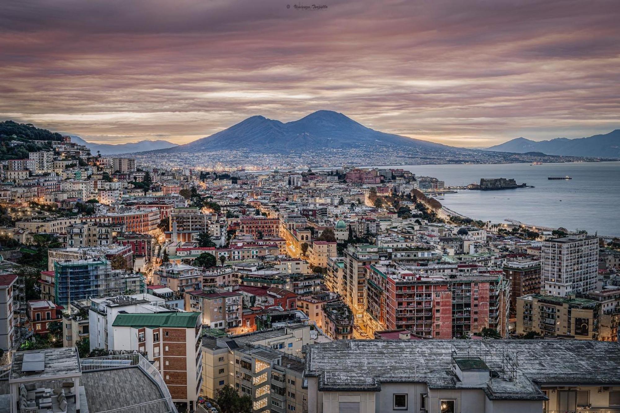 Chiaia Bilocale Panoramico Villa Napoli Eksteriør bilde